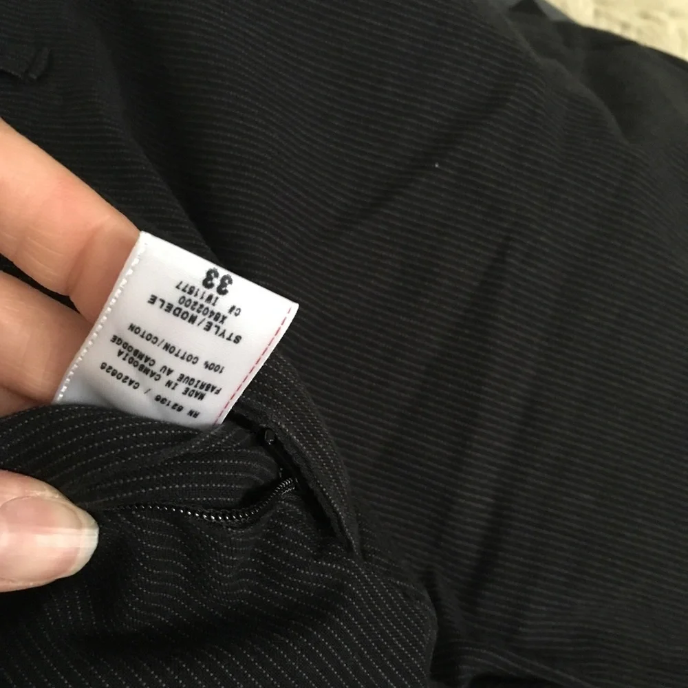 Guess man’s pants - Picture 2 of 3